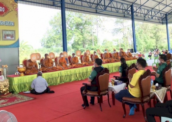 ‘ดร.อุดม’ร่วมพิธีทำบุญศาลาศาสนสหบาลี-และทำบุญถวายพระพุทธมหาจักรพรรดิฯ-|-เดลินิวส์